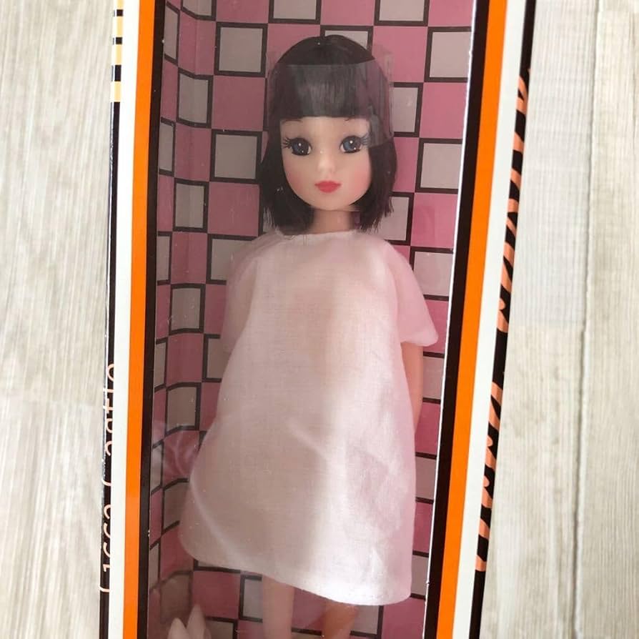 Amazon.co.jp: 日本橋 ちいさなおみせ限定 復刻版 初代 いづみちゃん