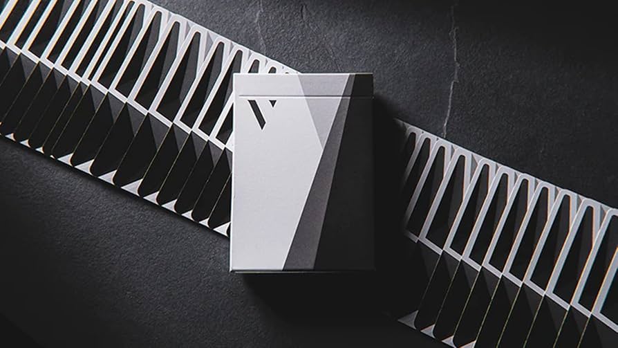 Amazon.co.jp: Virtuoso P1 限定版トランプ : おもちゃ