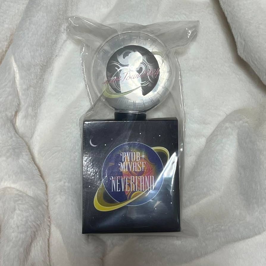 Amazon.co.jp: 宮世琉弥 ライブツアー2024 NEVERLANDペンライト : おもちゃ