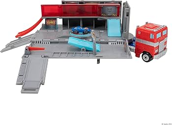 Amazon.com: Micro Machines Optimus Prime Hauler PLAYSET