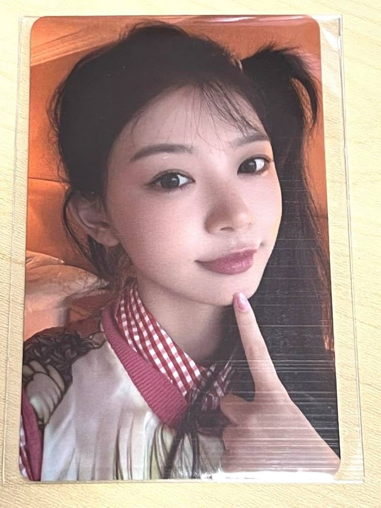 Amazon.co.jp: ILLIT アイリット モカ MOKA DEBUT SHOWCASEトレカ