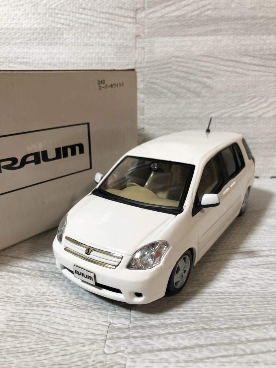 Amazon | 1/24 トヨタ ラウム RAUM カラーサンプル ミニカー 非売品