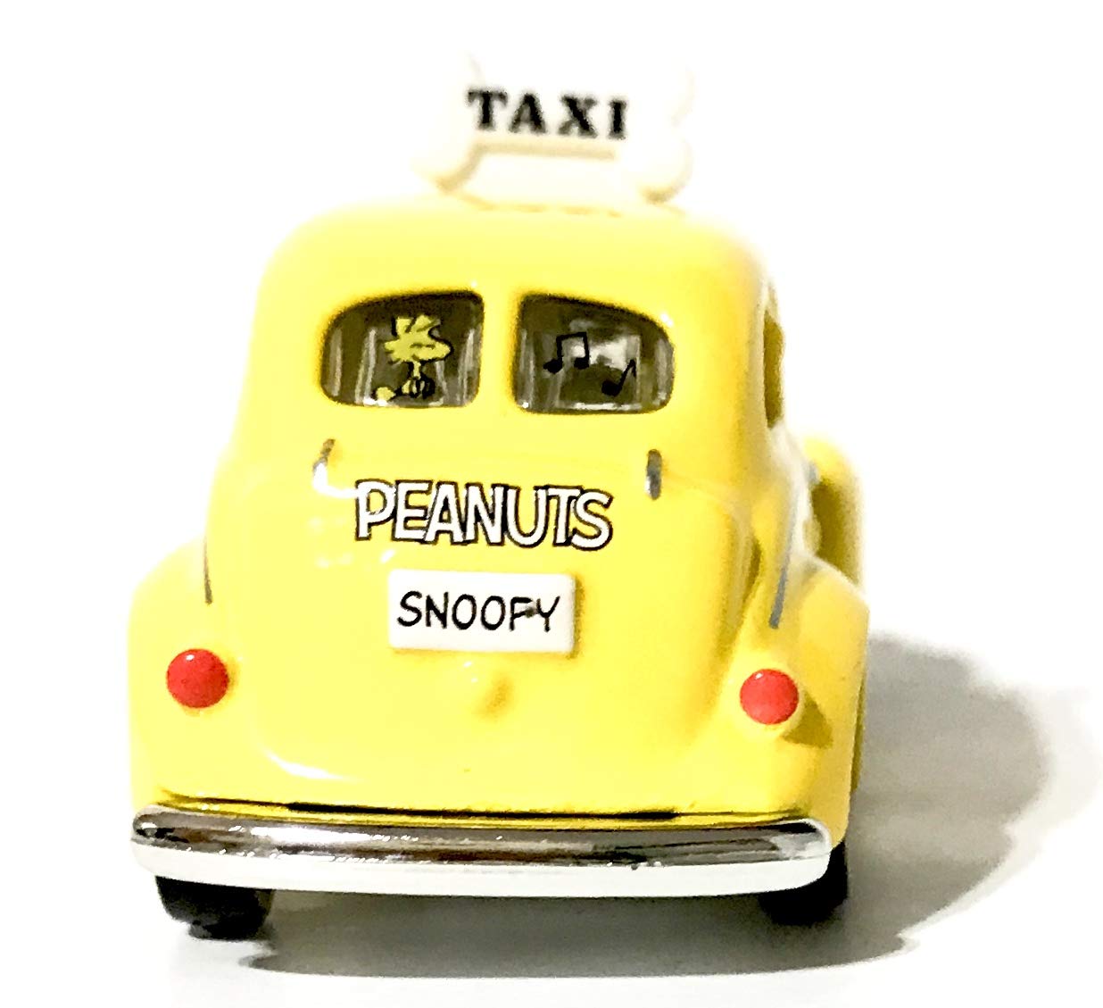 Amazon.co.jp: USJ 限定 トミカ【 スヌーピータクシー 】 : おもちゃ