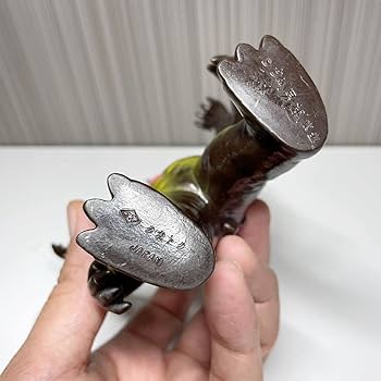 Amazon.co.jp: 当時物タカトク メガロマン 黒星怪獣 ゴラン ソフビ