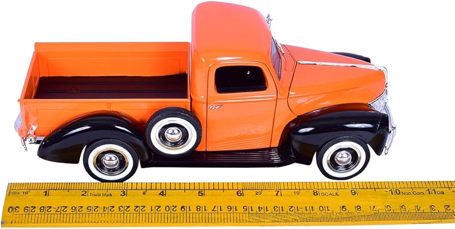 1940 フォードダイキャストメタルバンク2個とカスタムレプリカ