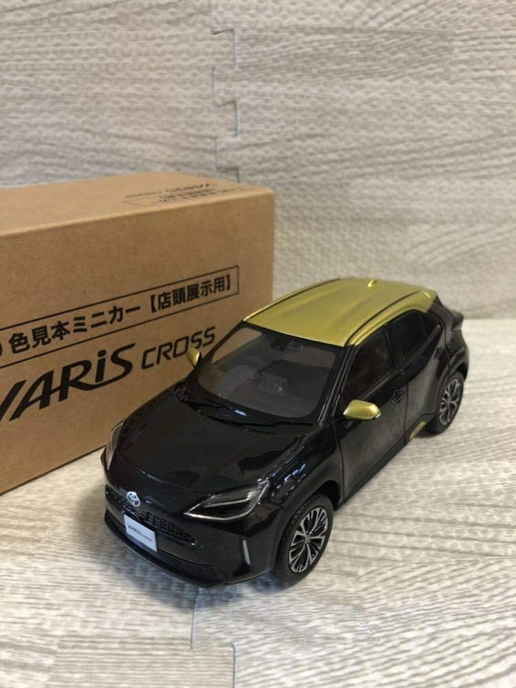 Amazon | 1/30 トヨタ 新型ヤリスクロス YARIS CROSS ハイブリッド