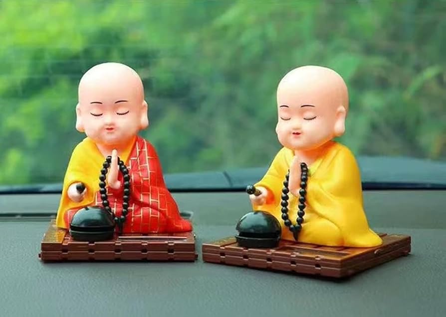 Amazon.co.jp: 小さな僧侶の像のおもちゃ、僧侶のうなずき人形、木製の