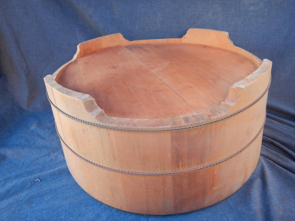 Amazon.co.jp: SK.木製桶木桶昭和レトロアンティークたらい水桶小道具