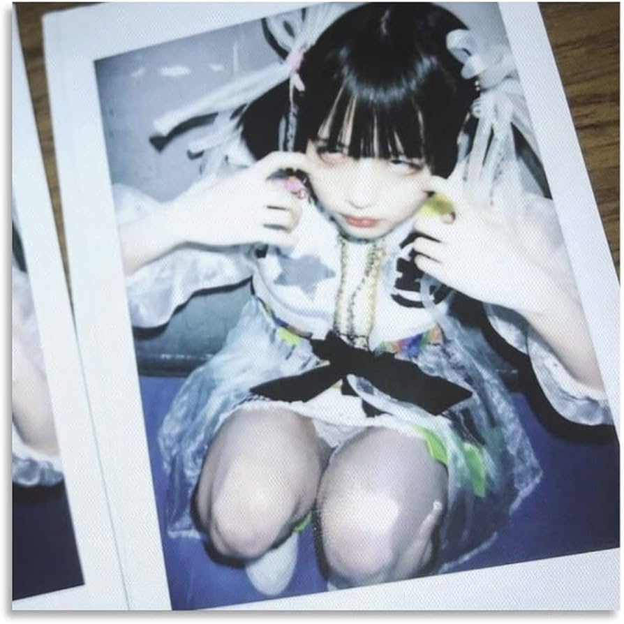 Amazon.co.jp: あのちゃんセクシービキニ写真アートパネルポスター