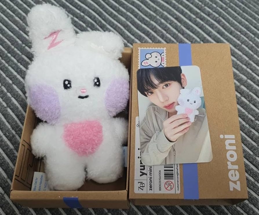 Amazon.co.jp: ZB1 ユジン ユニニ ラインフレンズ ゼロニ トレカ. 2 C