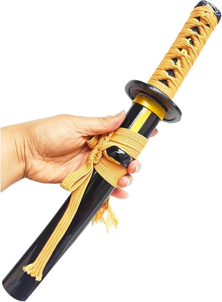 Amazon.co.jp: 【Azuiblc】木製刀 謙信景光 黄紐 短刀 模造刀 コスプレ