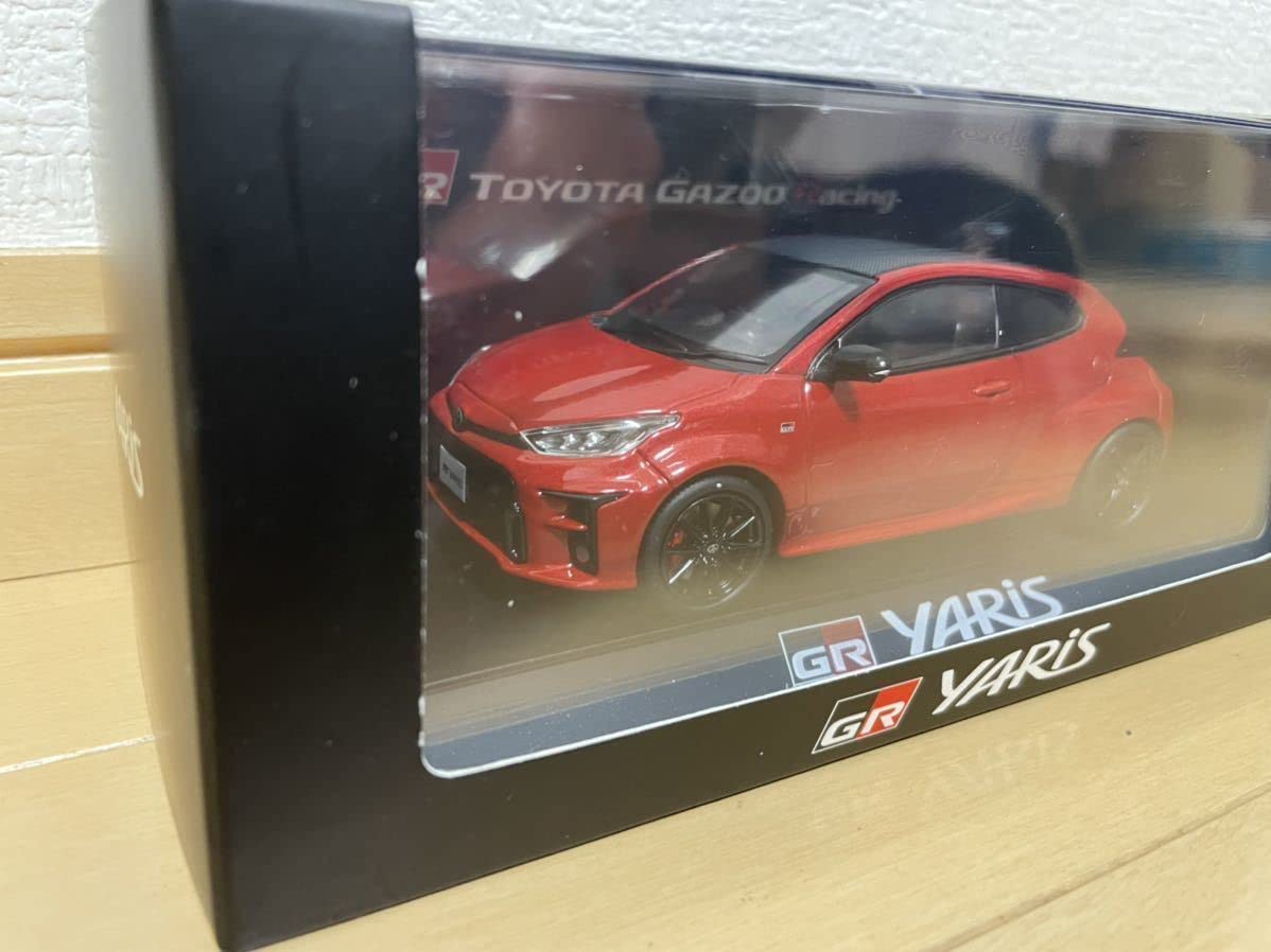 Amazon | トヨタ GRヤリスGRYARIS 1/30 ダイキャストモデルミニカー