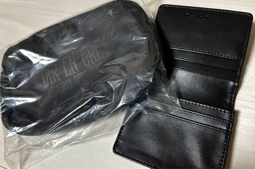 Amazon.co.jp: DIR EN GREY グッズ セット ディルアングレイ : ホーム