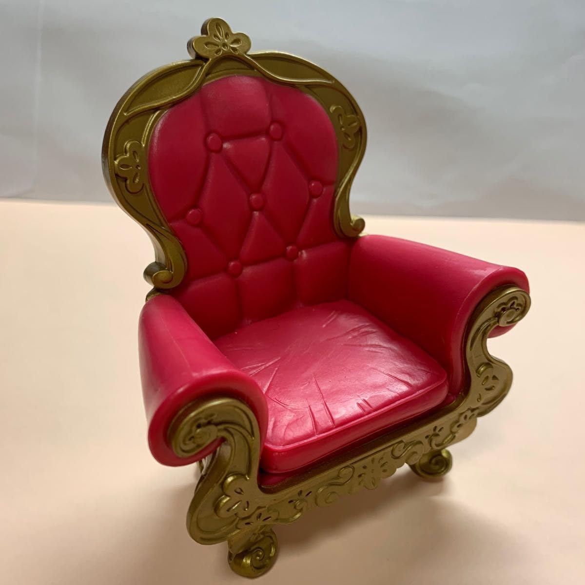 Amazon｜セクゾ キンプリ ちょっこりさん 椅子 スイートガーデン 玉座