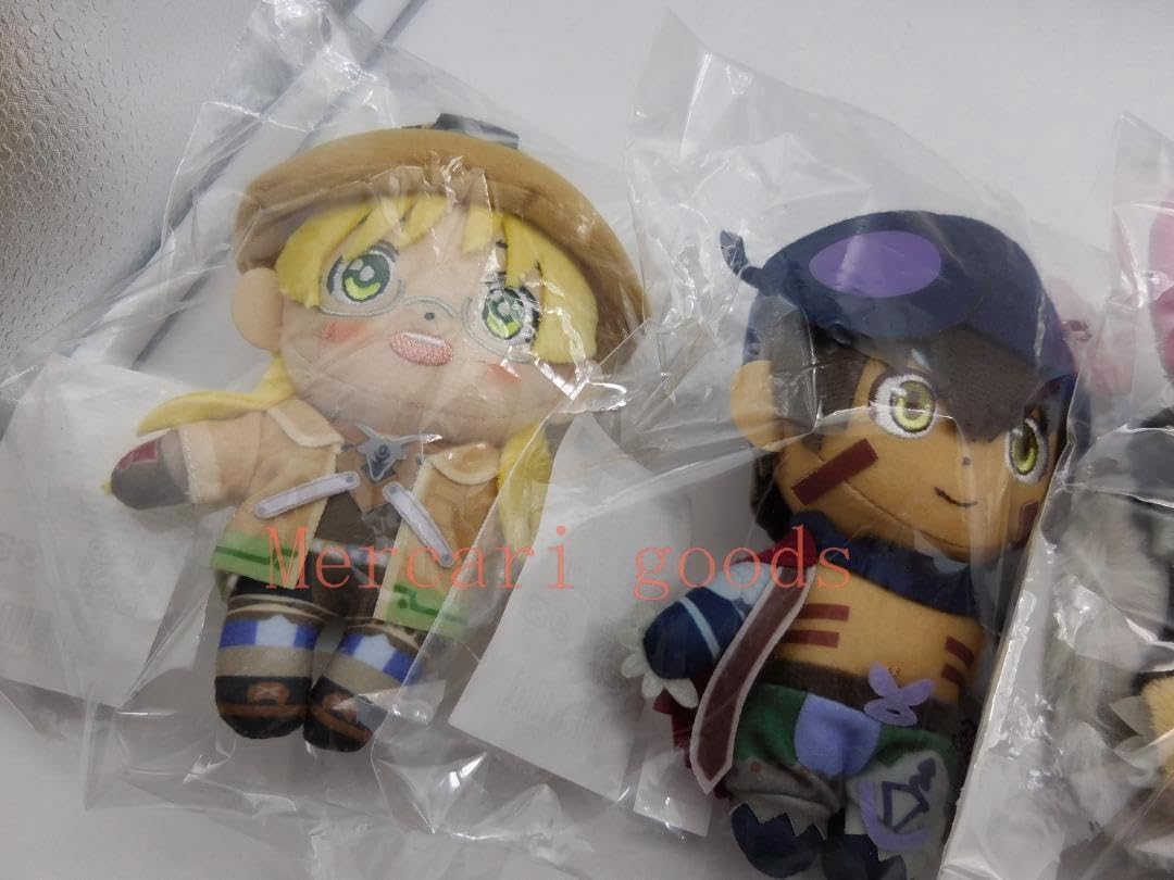 Amazon.co.jp: メイドインアビス ぬいぐるみキーホルダー リコ レグ