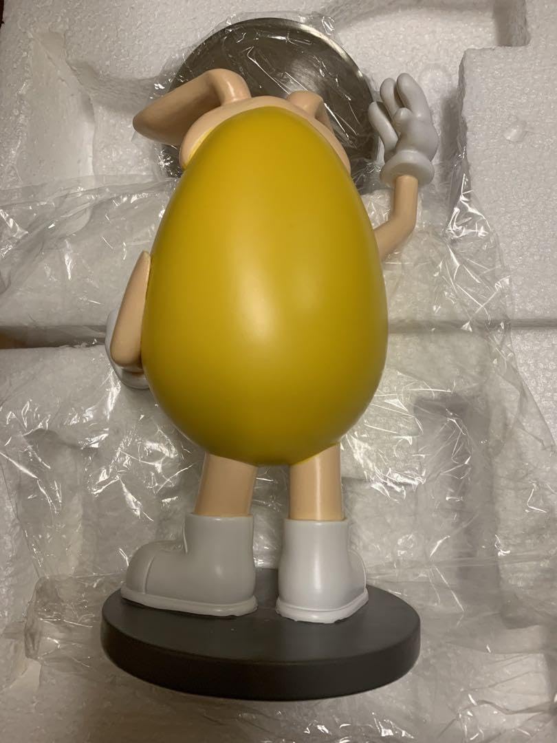 Amazon.co.jp: m&m's イエロー ディスペンサー フィギュア 置物 黄色