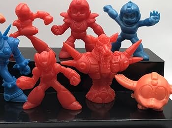 Amazon | ◇ ロックマン 消しゴム フィギュア セット | スタンダード