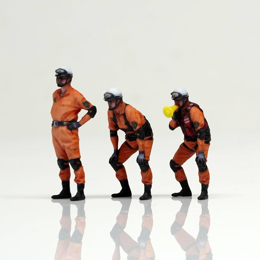 Amazon.co.jp: figreal 1/43消防隊員003 3体 彩色済みフィギュア