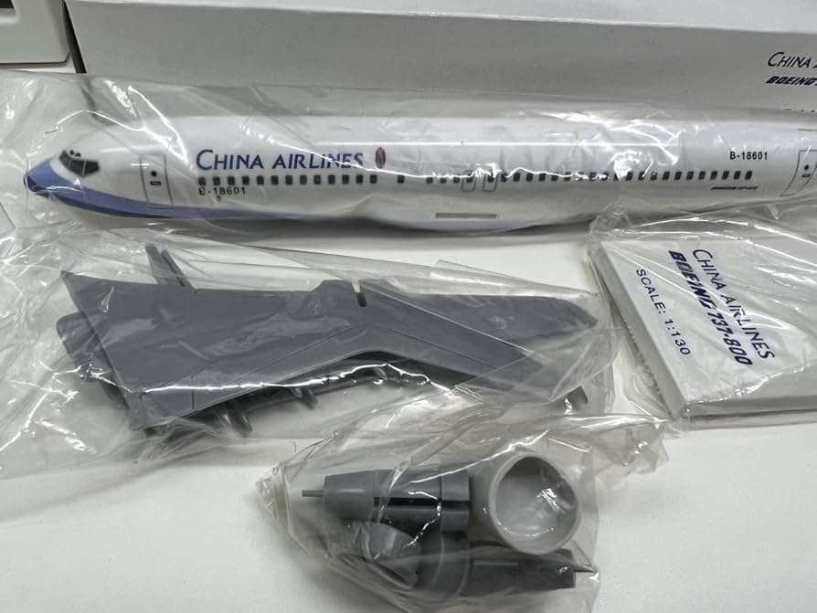Amazon.co.jp: CHINA AIR LINES チャイナエアライン737-800 1/130