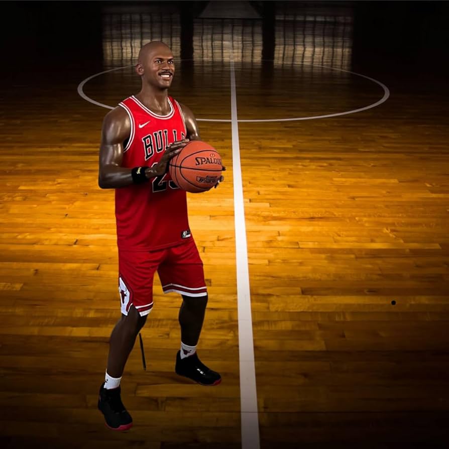 Amazon.co.jp: マイケル・ジョーダン,ミュージアム等身大フィギュア