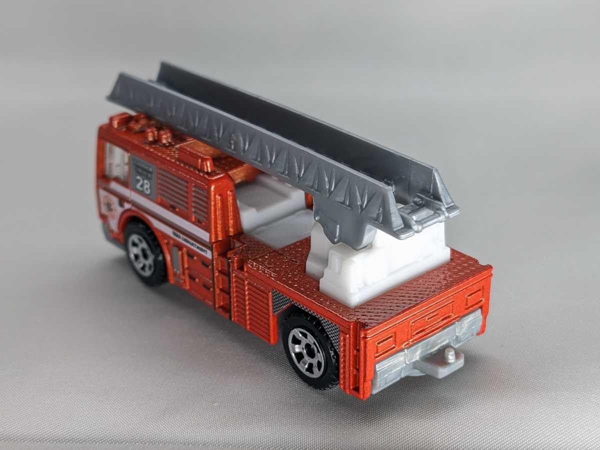 Amazon.co.jp: Matchbox Fire Truck Ladder Matchbox Flame Tamer