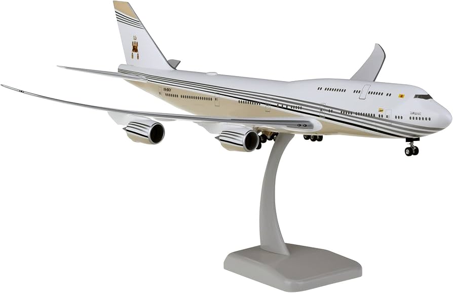 Amazon | ホーガンウイングス 1/200 ボーイング 747-8 ブルネイ政府