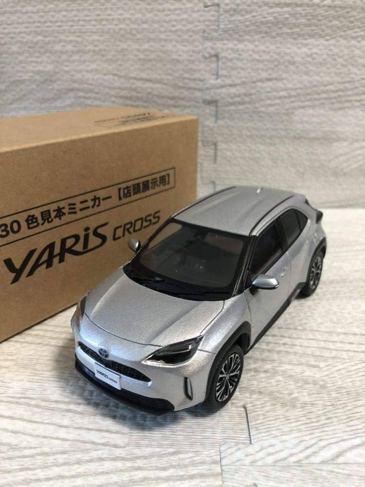 Amazon | 1/30 トヨタ 新型ヤリスクロス YARIS CROSS ハイブリッド