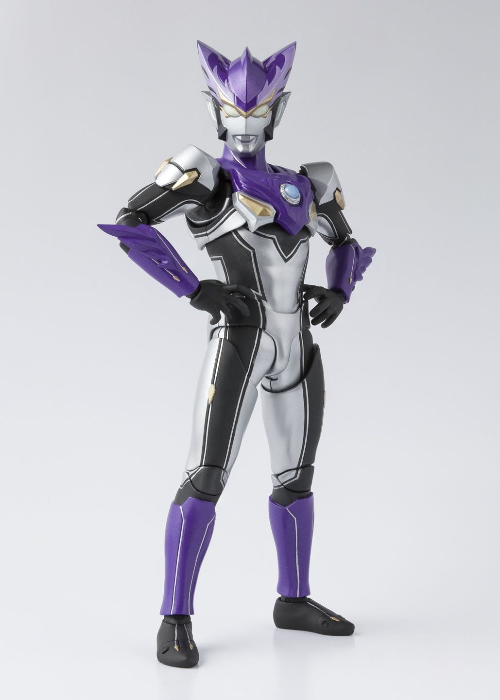 Amazon.co.jp: TAMASHII NATIONS S.H.フィギュアーツ ウルトラマンR/B