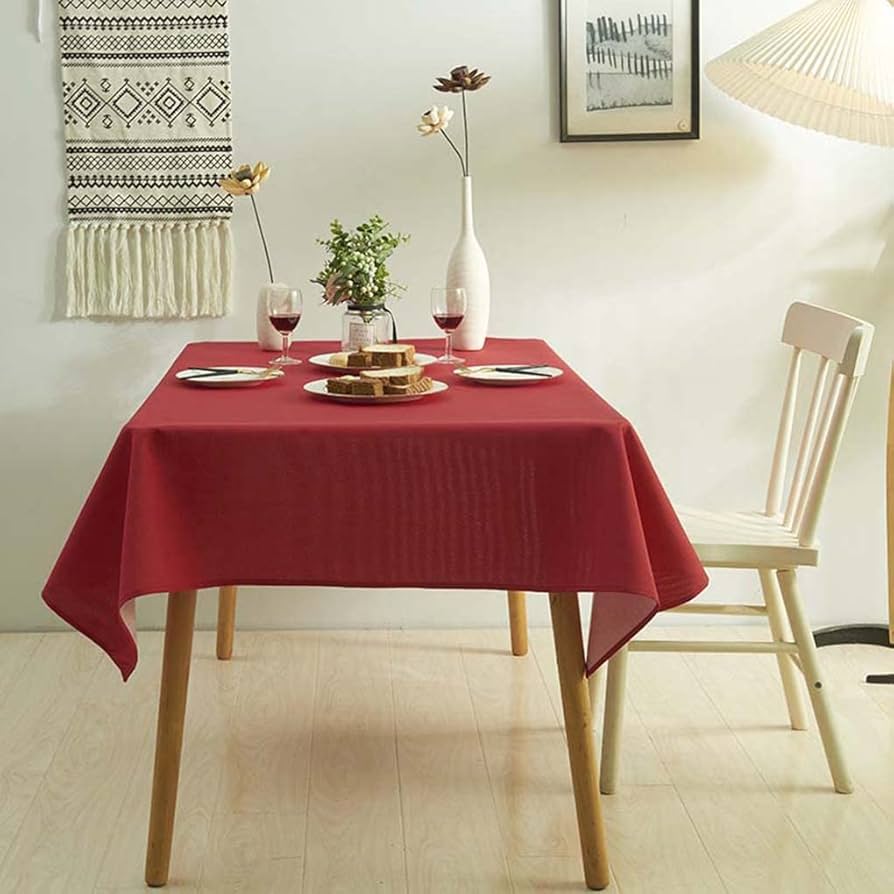 Amazon｜テーブルクロス 無地 赤 長方形 140x300㎝ テーブルカバー