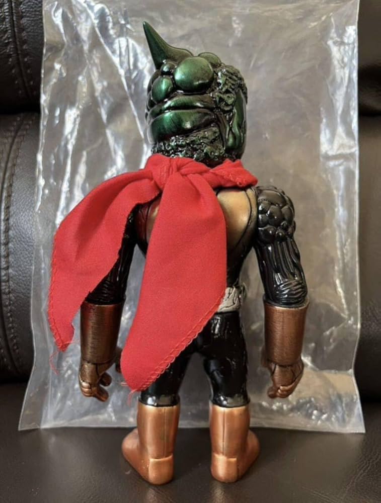 Amazon.co.jp: 真頭玩具 REALHEAD カオスマン1号 リアルヘッド ソフビ