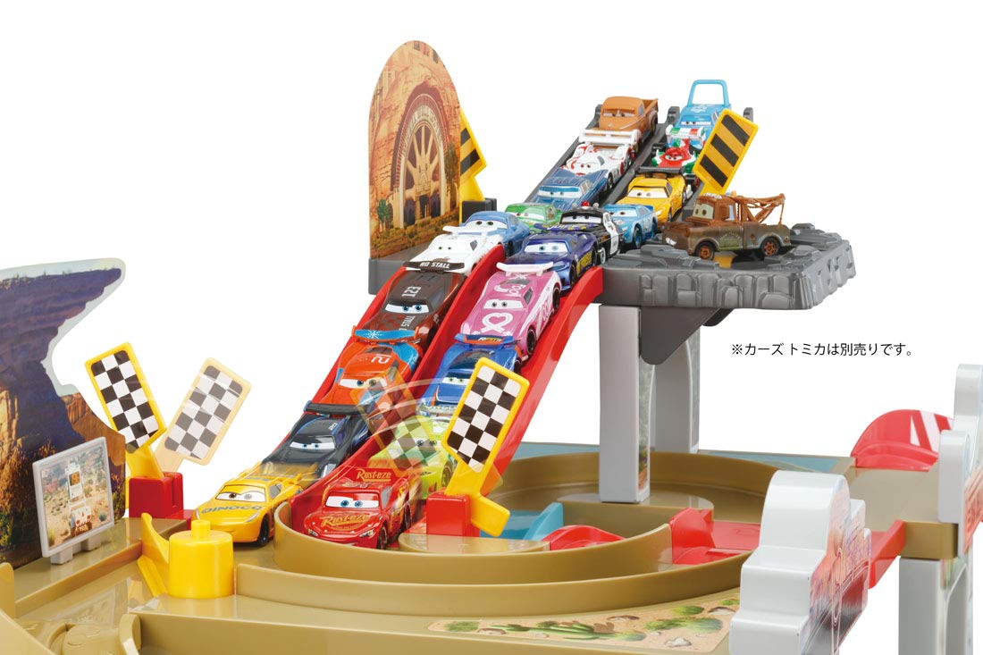 Amazon.co.jp: ディズニー カーズ トミカ ぞくぞく発進! ラジエーター