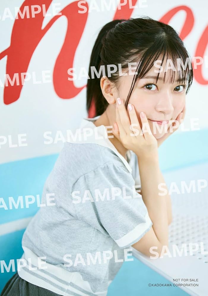 Amazon.co.jp 限定】鈴原希実 1st写真集 届け 複製メッセージ入り