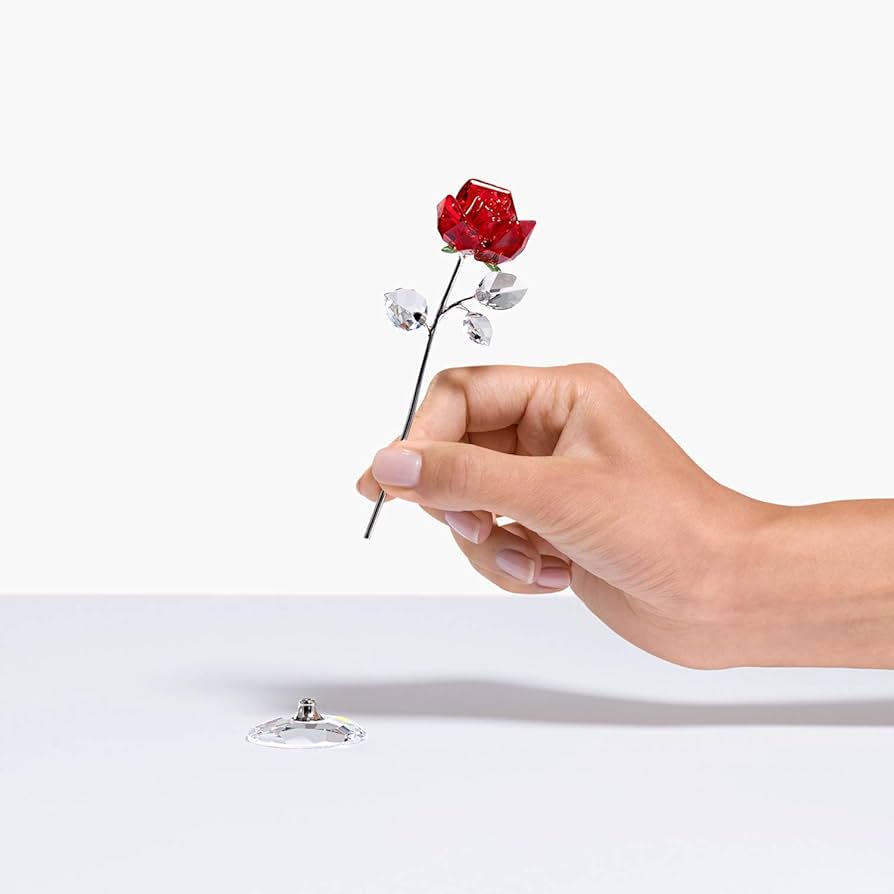 Amazon｜Swarovski Flower Dreams - レッドローズ、ラージライトシャム