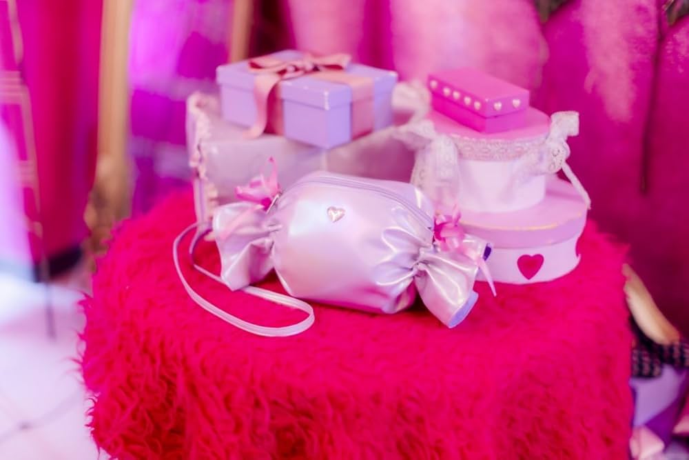 Amazon.co.jp: しなこキャンディポーチBOOK (宝島社ブランドムック