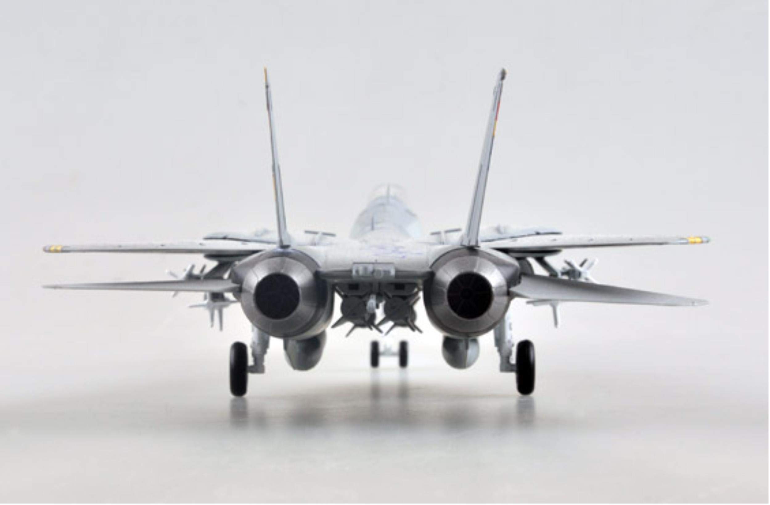 Amazon | 1/72 完成品 37194 グラマン F-14D トムキャット 第31戦闘