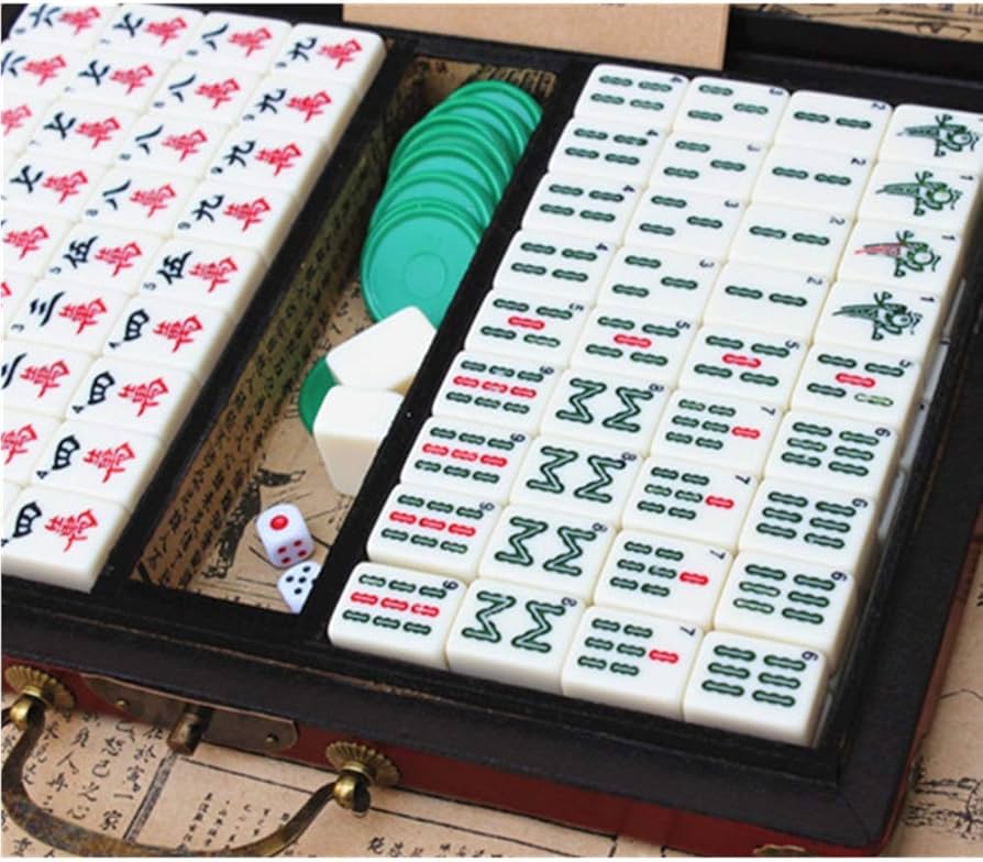 Amazon.co.jp: 麻雀牌 木製ケース付き146ポータブルプロフェッショナル