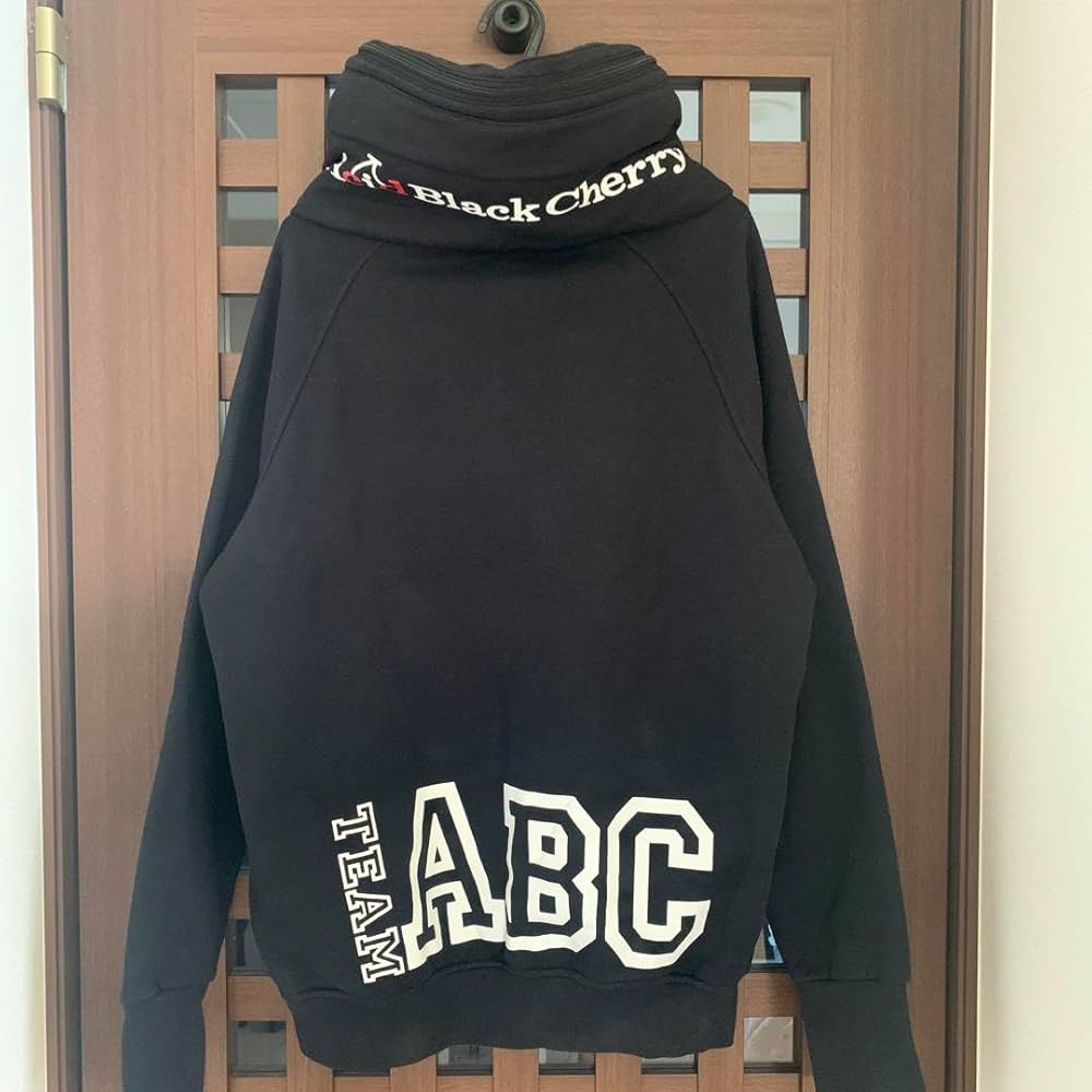 Acid Black Cherry ボリュームネックパーカー