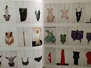 Amazon.co.jp: 古本 帯なし 写真集 LADY GAGA×TERRY RICHARDSON 英語版