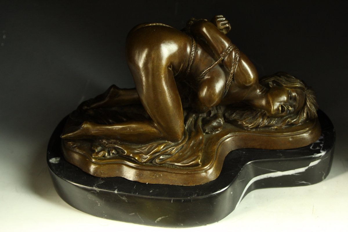 Amazon.co.jp: ブロンズ像◇緊縛の裸婦◇J.Mavchi◇大名作インテリア