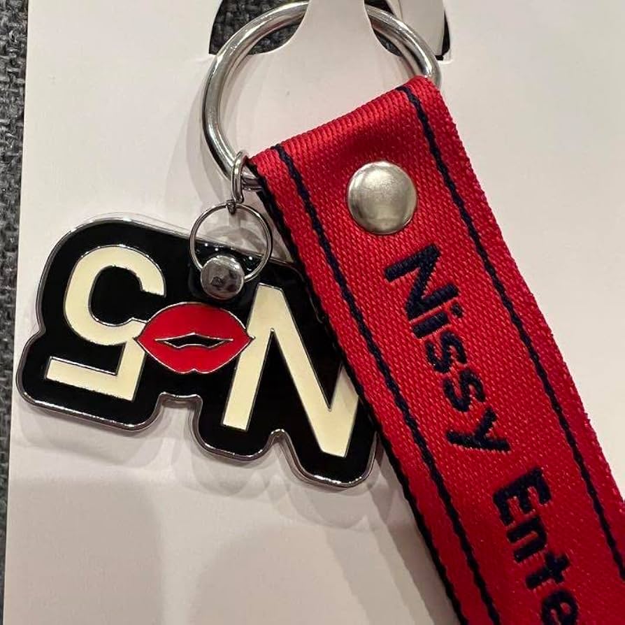 Amazon.co.jp: nissy N5 スマホアクセサリー ストラップ ニッシー