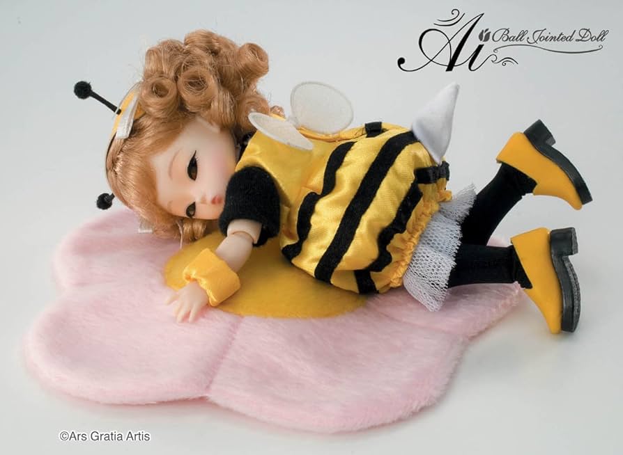 Amazon.co.jp: 球体関節人形 愛 / Bee Balm (ビーバーム) Q-723 : おもちゃ