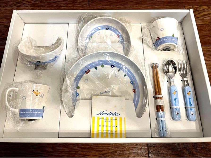 Amazon.co.jp: ファミリア オリジナル食器セット ノリタケコラボ