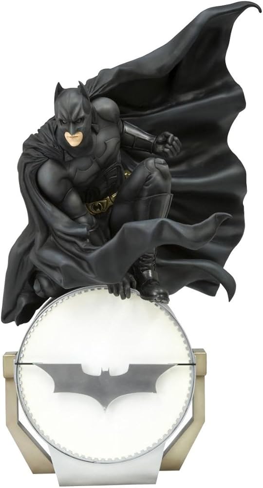 Amazon.co.jp: コトブキヤ THE DARK KNIGHT ARTFX バットマン