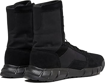 Amazon.co.jp: オークリー（OAKLEY） スニーカー コヨーテ ブーツ