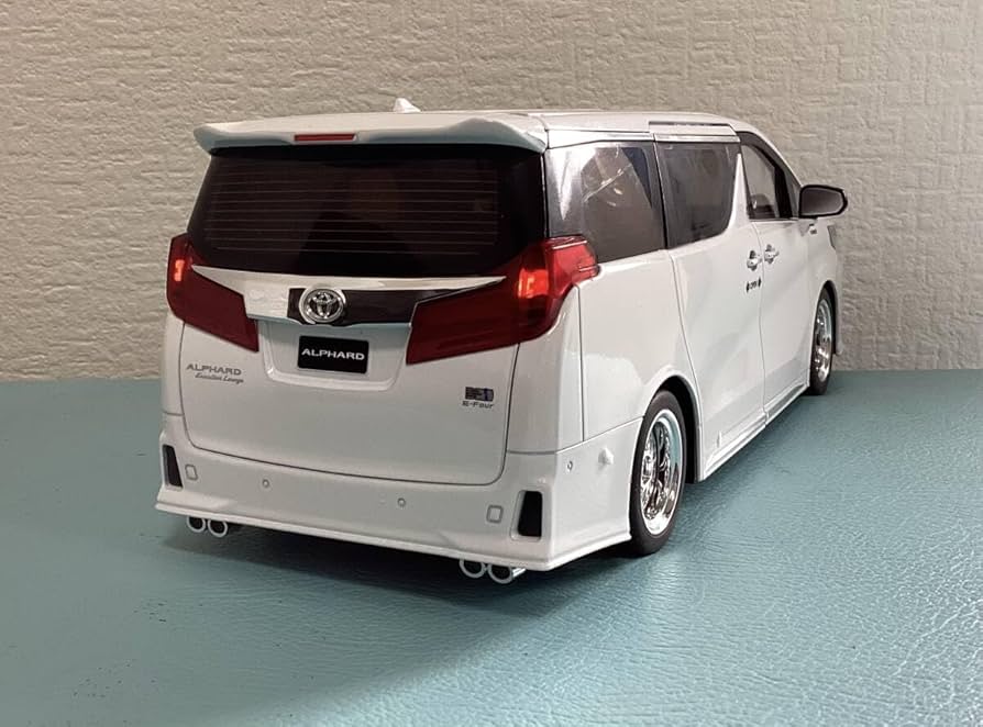 Amazon.co.jp: アルファード ハイブリッド ホワイト 1 18 モデリスタ