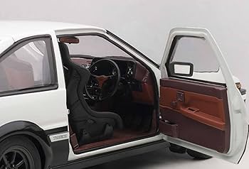 Amazon | AUTOart 1/18 トヨタ スプリンタートレノ (AE86) 頭文字