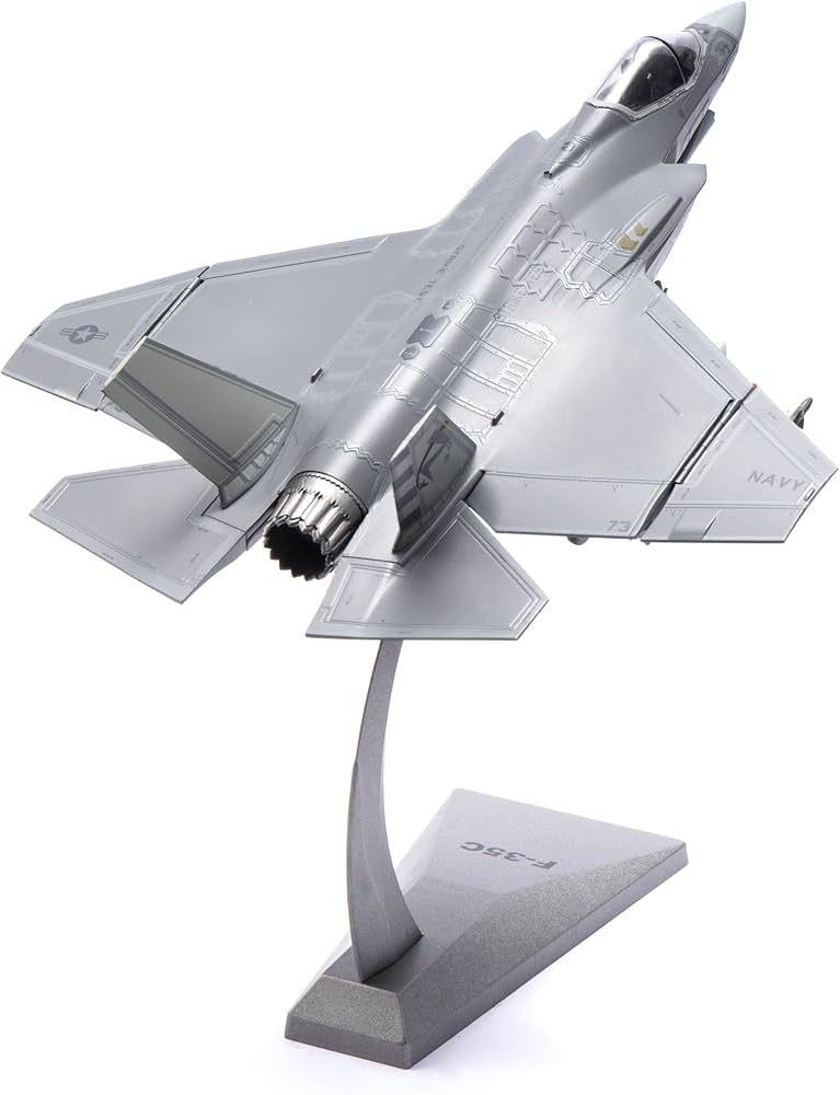 Amazon.co.jp: NUOTIE F-35C ライトニング 1/72 金属戦闘機モデル