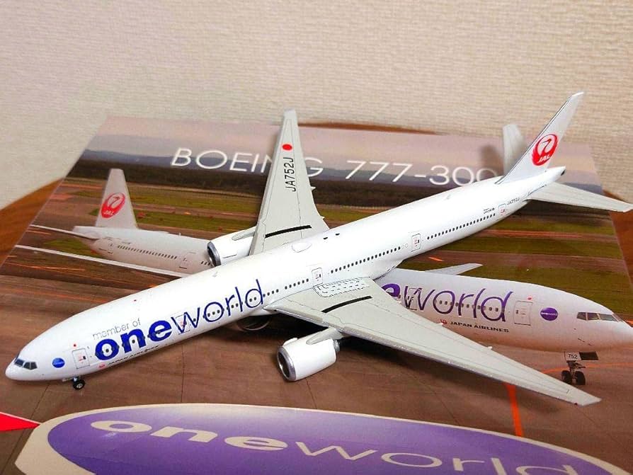Amazon.co.jp: JAL 777-300 JA752J One World Paint 1/400 : Hobbies