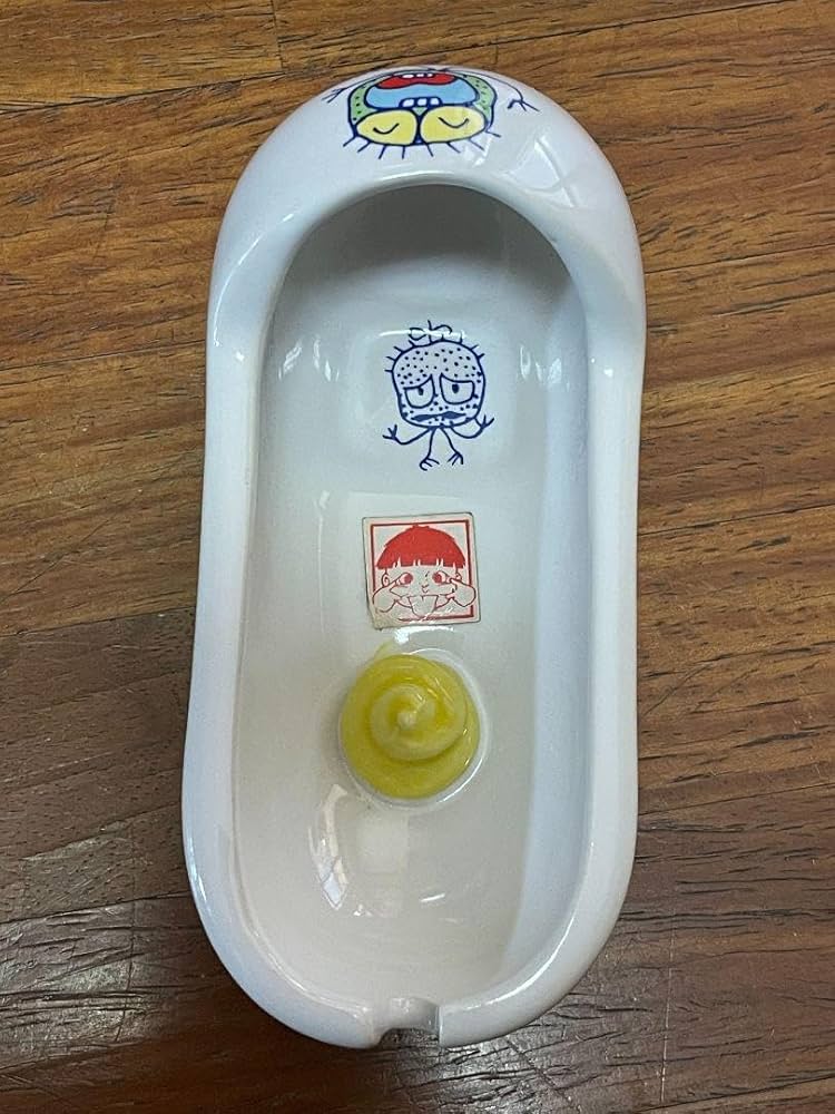 Amazon.co.jp: 当時物 まことちゃん まこと虫 灰皿 便器 楳図かずお