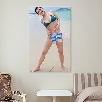 Amazon.co.jp: 綾瀬はるか グラビア水着画像写真のポスター キャンバス